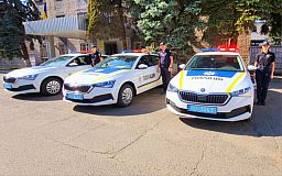 Криворожские полицейские получили новые автомобили