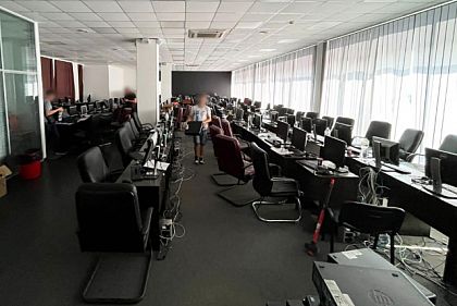 Киберполиция разоблачила мошеннические call-центры в Кривом Роге, Днепре, Львове и Одессе