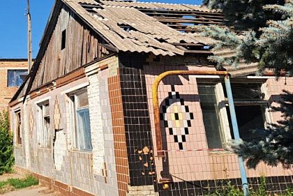 На Днепропетровщине враг сбросил снаряды с беспилотника на районный центр