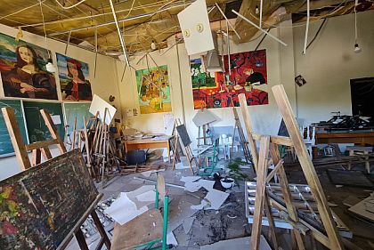 В Кривом Роге из-за ракетных обстрелов повреждена творческая мастерская