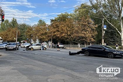 В Кривом Роге произошло тройное ДТП: где затруднено движение
