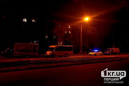 В Кривом Роге произошло ДТП с участием маршрутки и грузовика