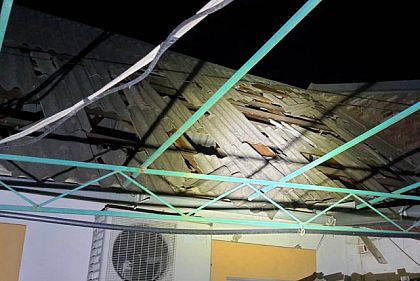 Трое взрослых и 3-месячный мальчик пострадали из-за ночного обстрела Никополя