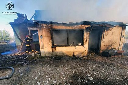 На Криворожье пылала крыша частного дома