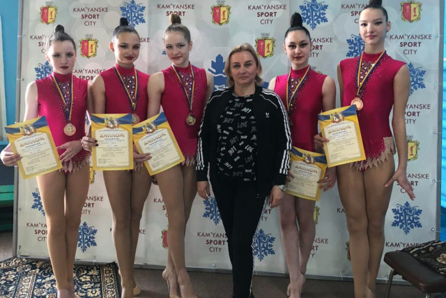 Криворожанки завоевали призовые места на Чемпионате области по художественной гимнастике