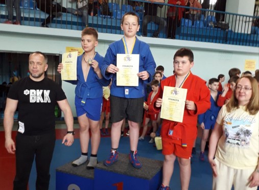Самбісти з Кривого Рогу отримали 15 медалей на Чемпіонаті області