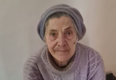 ОНОВЛЕНО: Не пам’ятає хто вона: поліція Дніпропетровщини розшукує родичів бабусі
