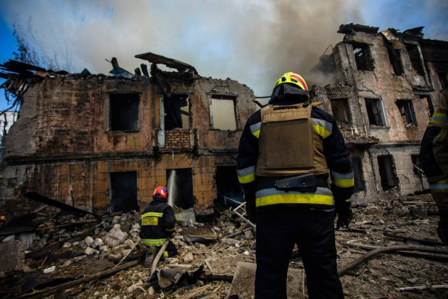 Ракетный удар уничтожил филиал одного из медучреждений Днепра, где оказывали психиатрическую помощь