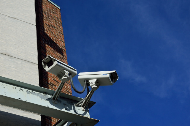 СБУ призывает владельцев уличных вебкамер прекратить онлайн-трансляции