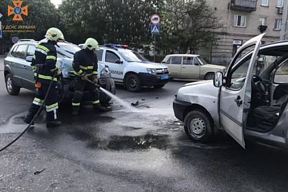 Постраждали двоє дітей: на Дніпропетровщині сталась потрійна ДТП