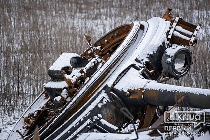 Украинские авиация и артиллерия продолжают уничтожать врага