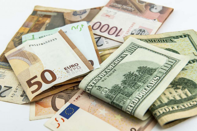 Курс валют в Кривом Роге 2 ноября: сколько стоят доллар и евро