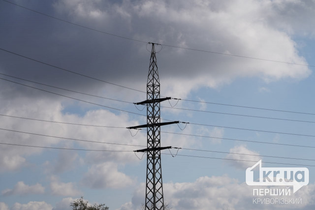 За тиждень енергетики Дніпропетровщини відновили електропостачання для 5 тисяч родин