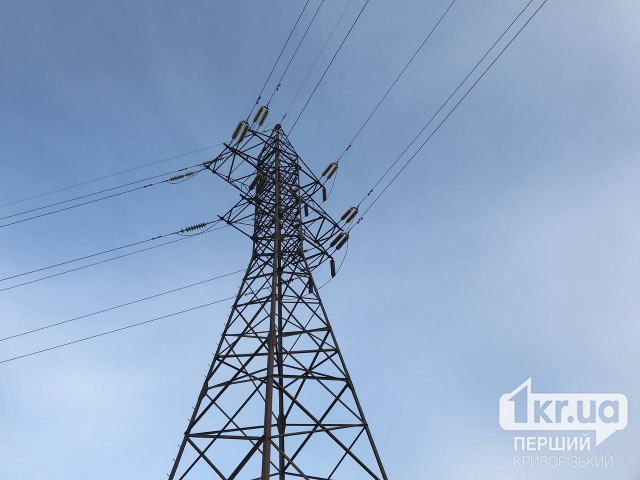Энергетики возобновили электроснабжение для 8,5 тысяч семей Днепропетровщины