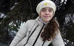 Криворожские полицейские разыскивают 14-летнюю Диану Оспищеву