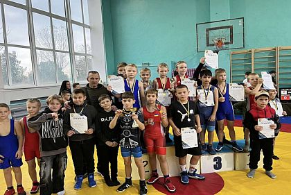В Кривом Роге прошли соревнования по вольной борьбе
