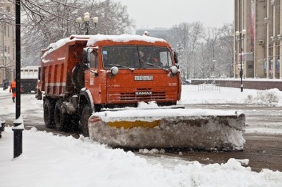 В Кривом Роге городская власть призывает частных предпринимателей приобщиться к уборке снега
