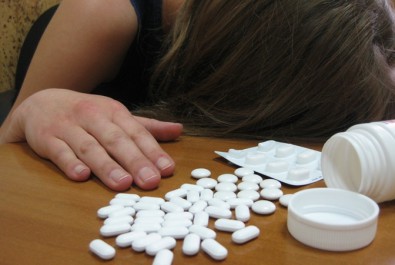15-летняя криворожанка оказалась в реанимации, наглотавшись сорока таблеток сильных препаратов