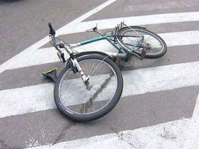 На Днепропетровщине водитель насмерть задавил велосипедиста и удрал с места происшествия