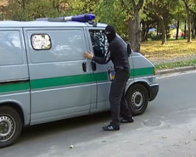 Возле Кривого Рога ограбили инкассаторов: 2 человека убиты, похищено 500 тыс. гривен