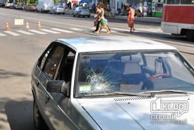 ДТП в Кривом Роге: «Москвич» сбил ребенка на пешеходном переходе
