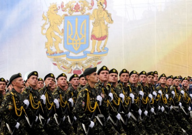 Янукович огласил новые сроки перехода украинской армии на контракт