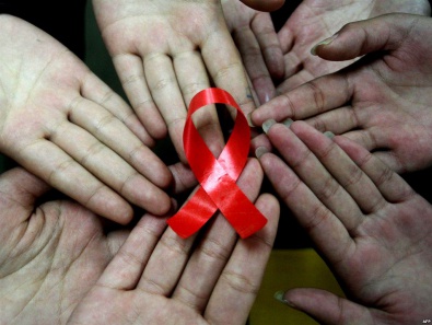 В 2012 году от СПИДа в Украине умерли не 17 тыс, а 4 тыс человек