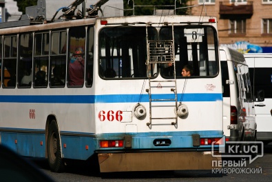 В Кривом Роге появятся туристические троллейбусы и трамваи