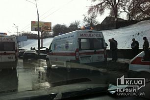 В Кривом Роге столкнулись два микроавтобуса. Пострадали пять женщин
