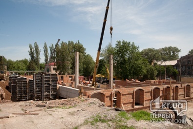 В Кривом Роге продолжается строительство ж/д станции Роковатая