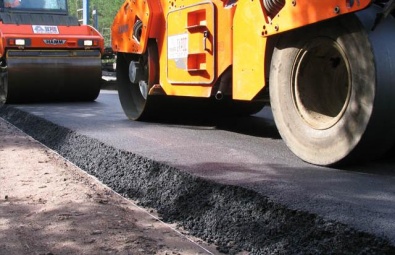 В Кривом Роге и области отремонтируют дороги за 1,4 млрд гривен