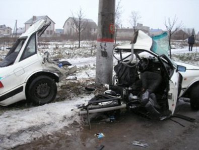 Ужасное ДТП в Кривом Роге: «Audi» разорвало на две части. Водитель погиб на месте