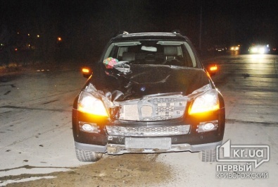 В Кривом Роге водитель "Mercedes-Benz" сбил насмерть женщину (ОБНОВЛЕНО)