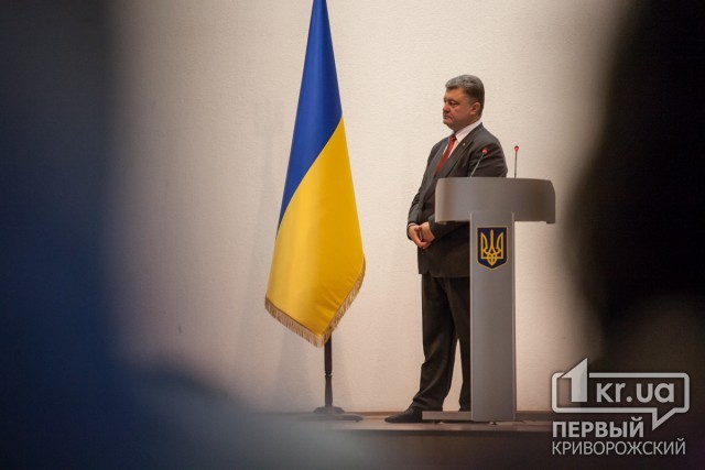 Президент України запропонував зупинити транспортне сполучення з окупованими територіями