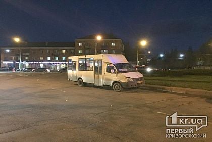 Маршрутка и джип на иностранных номерах «встретились» в Кривом Роге