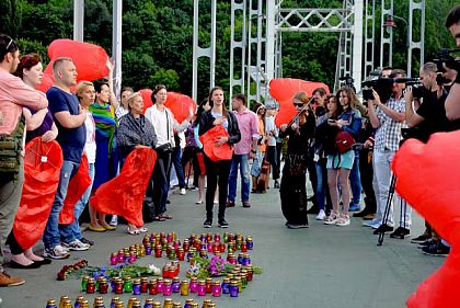 Воинов из Кривого Рога, погибших на борту Ил-76, вспомнили на акции в Киеве