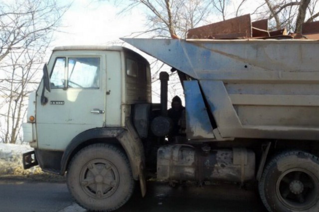 Двое мужчин незаконно перевозили 12 тонн металлолома в Кривом Роге