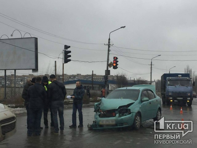 В результате ДТП на Объездной дороге в Кривом Роге пострадала пассажирка