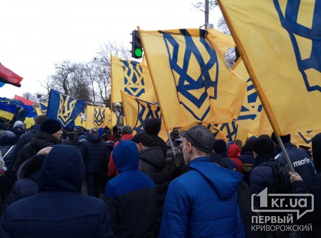 Криворожане принимают участие в Марше Единства в Киеве