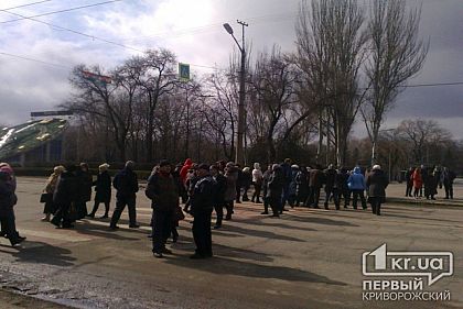 В Кривом Роге предприниматели перекрыли движение транспорта в центре города (ОБНОВЛЕНО)