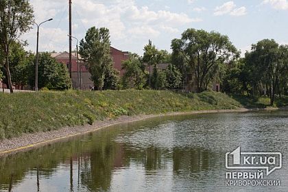 В Кривом Роге официально запретили купаться в двух водоемах