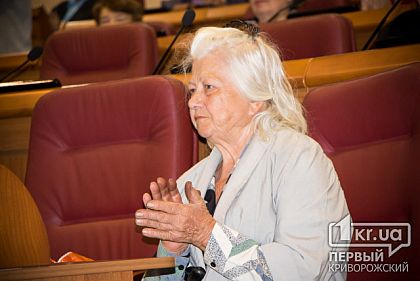 В горисполкоме Кривого Рога устроили праздник для пенсионеров
