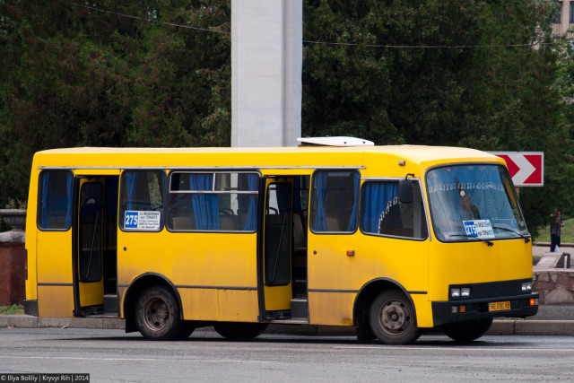 На каком автобусном маршруте в Кривом Роге «скинули» цену на проезд для школьников