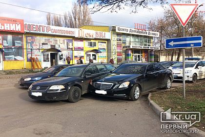 Авто на литовских номерах спровоцировало ДТП в Кривом Роге