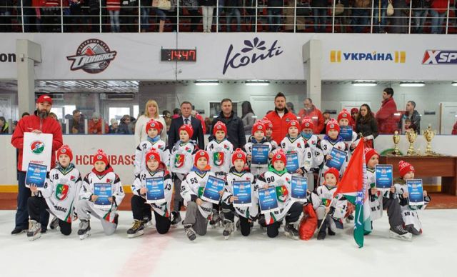 Юные криворожские хоккеисты побывали на турнире «Супер-Контик Junior Hockey Cuр»