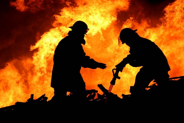 Город в огне: На прошлой неделе в Кривом Роге горели иномарки и дома