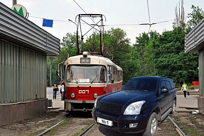 Наемный работник и работодатель. Чем Land Cruiser отличается от трамвая?