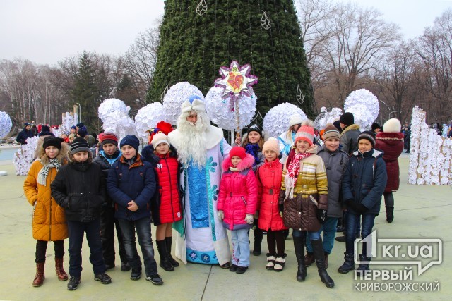 Караваї і handmade на районному новорічному святі у Кривому Розі