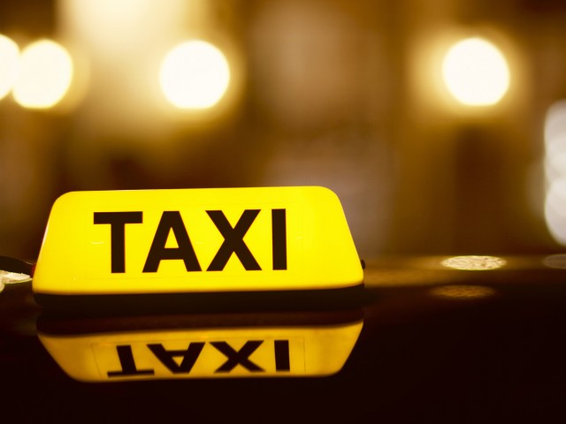 Сколько криворожане заплатят за новогоднее такси