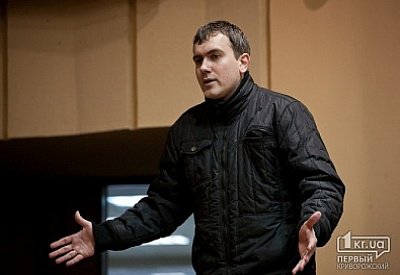 Криворожский активист Владислав Штефан идет на поправку, но пока не транспортабельный